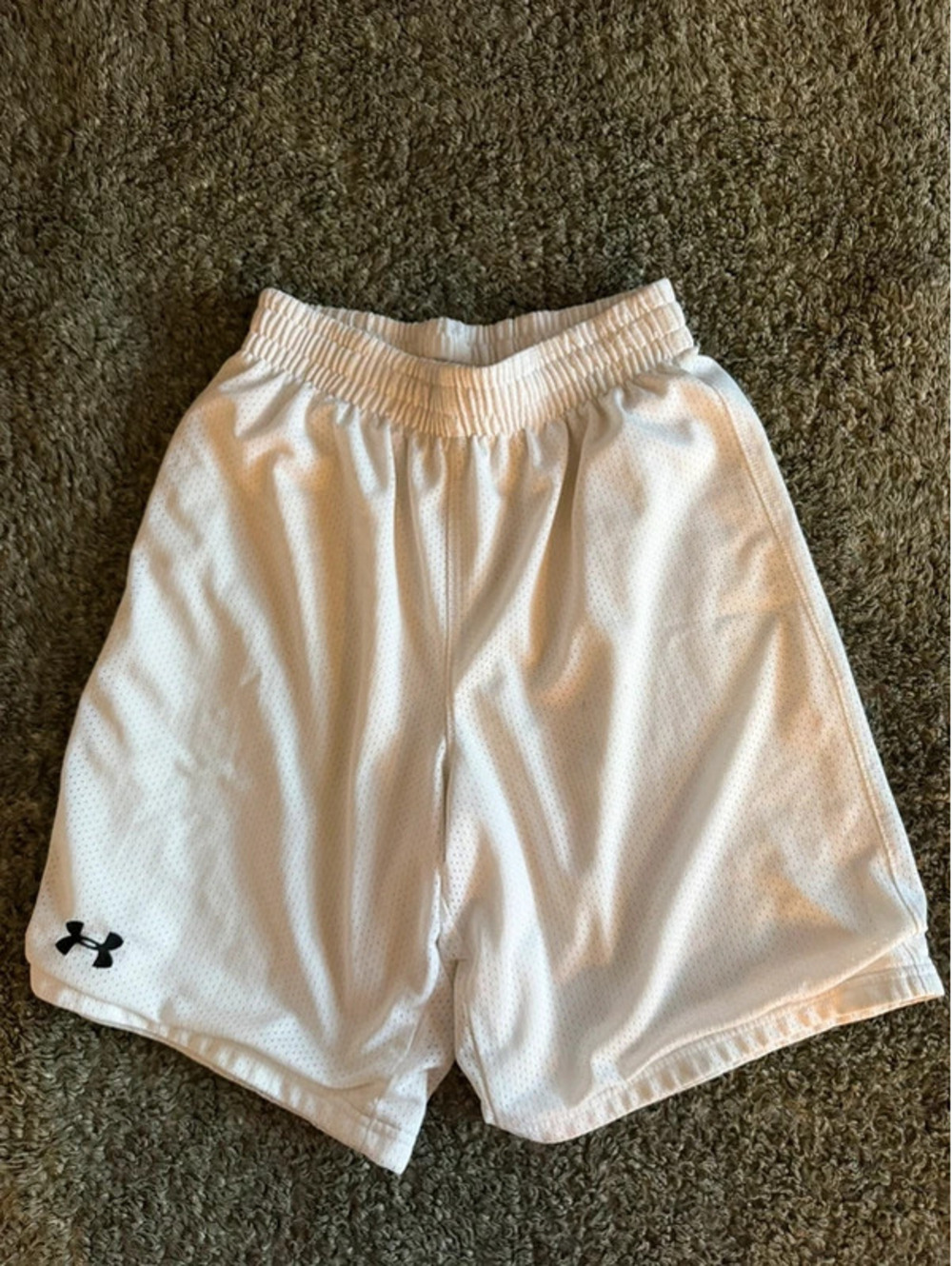 Under Armour Men's Athletic White Mesh Shorts Size Small